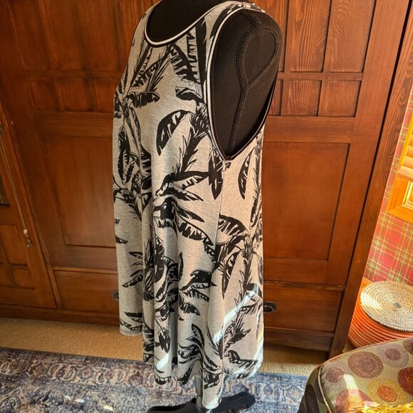 Forever 21 Palm Tree Tank Dress, Size Medium - Picture 3 of 7